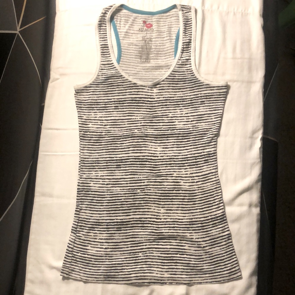 Ribbed tank